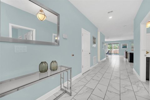 Villa ou maison à vendre à Davenport, Floride: 8 chambres, 363.15 m2 № 2345352 - photo 3