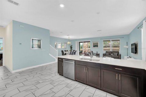 Villa ou maison à vendre à Davenport, Floride: 8 chambres, 363.15 m2 № 2345352 - photo 7