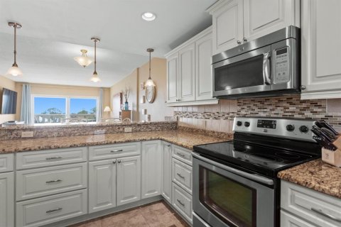 Condominio en venta en Saint Petersburg, Florida, 2 dormitorios, 98.48 m2 № 2225885 - foto 8