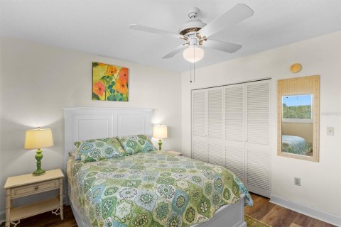 Condominio en venta en Saint Petersburg, Florida, 2 dormitorios, 98.48 m2 № 2225885 - foto 14