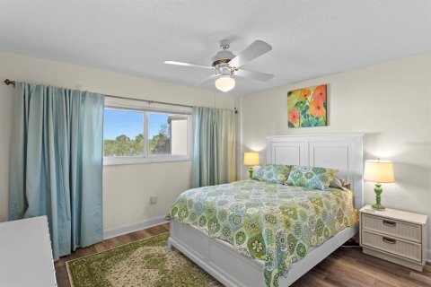 Condominio en venta en Saint Petersburg, Florida, 2 dormitorios, 98.48 m2 № 2225885 - foto 15