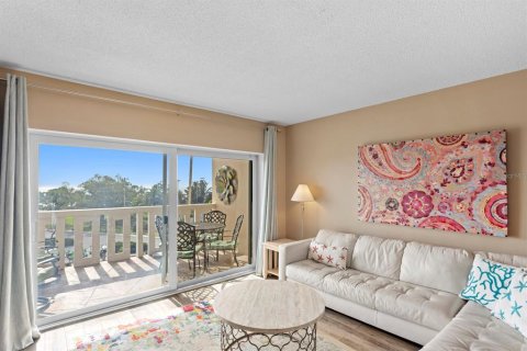Condominio en venta en Saint Petersburg, Florida, 2 dormitorios, 98.48 m2 № 2225885 - foto 2