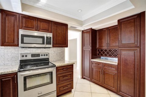 Casa en venta en Plantation, Florida, 4 dormitorios, 176.14 m2 № 1982903 - foto 28