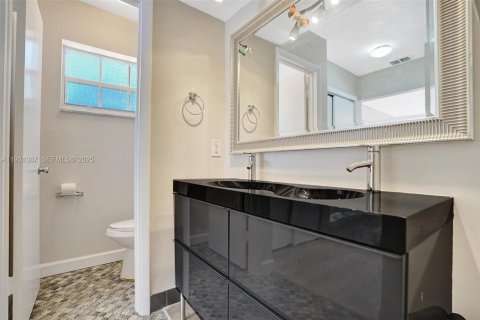 Casa en venta en Plantation, Florida, 4 dormitorios, 176.14 m2 № 1982903 - foto 20