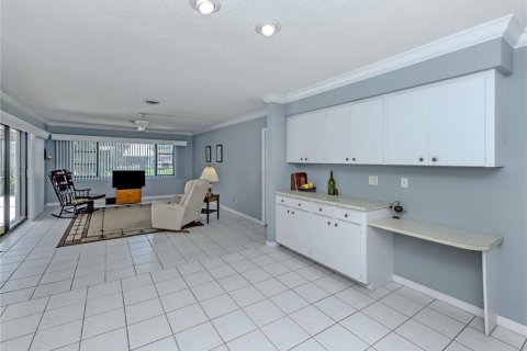 Villa ou maison à vendre à Venice, Floride: 2 chambres, 180.32 m2 № 2418314 - photo 11