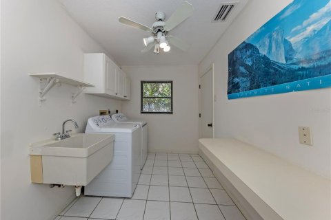 Villa ou maison à vendre à Venice, Floride: 2 chambres, 180.32 m2 № 2418314 - photo 20