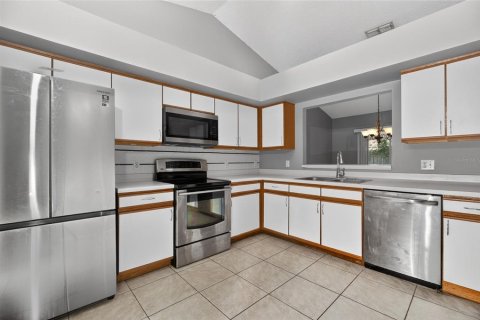 Villa ou maison à louer à Orlando, Floride: 3 chambres, 118.91 m2 № 2124705 - photo 19