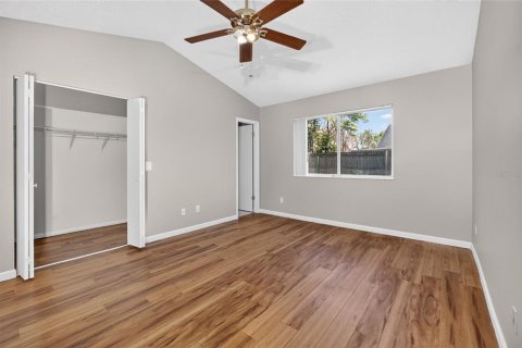 Villa ou maison à louer à Orlando, Floride: 3 chambres, 118.91 m2 № 2124705 - photo 12