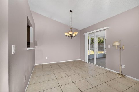 Villa ou maison à louer à Orlando, Floride: 3 chambres, 118.91 m2 № 2124705 - photo 17