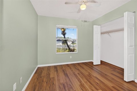Villa ou maison à louer à Orlando, Floride: 3 chambres, 118.91 m2 № 2124705 - photo 8