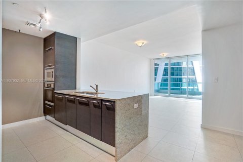 Купить кондоминиум в Майами, Флорида 1 спальня, 95.78м2, № 2091088 - фото 14