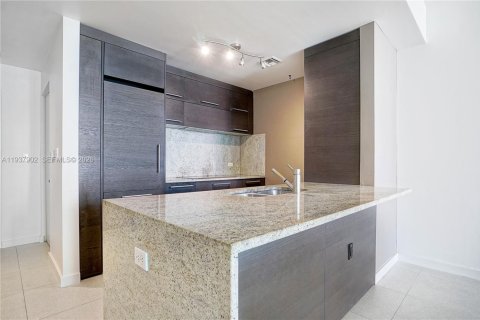 Купить кондоминиум в Майами, Флорида 1 спальня, 95.78м2, № 2091088 - фото 12