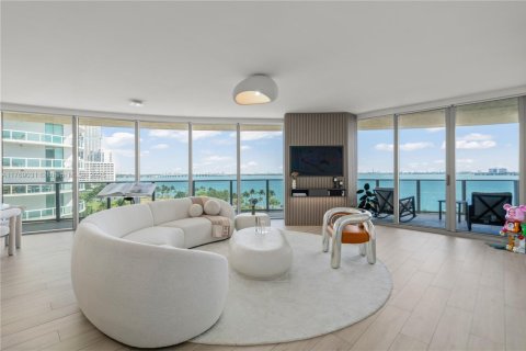 Снять в аренду кондоминиум в Майами, Флорида 3 спальни, 187.48м2, № 2002482 - фото 9