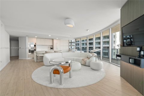 Снять в аренду кондоминиум в Майами, Флорида 3 спальни, 187.48м2, № 2002482 - фото 10