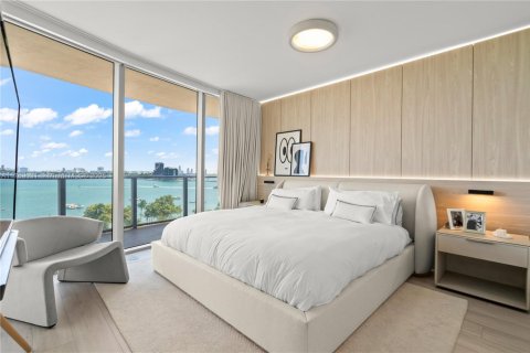 Снять в аренду кондоминиум в Майами, Флорида 3 спальни, 187.48м2, № 2002482 - фото 18