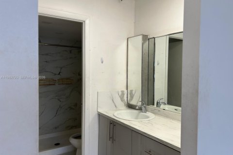 Copropriété à vendre à Lauderhill, Floride: 2 chambres, 102.19 m2 № 2049244 - photo 17