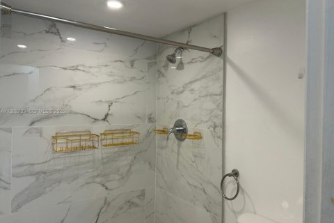 Copropriété à vendre à Lauderhill, Floride: 2 chambres, 102.19 m2 № 2049244 - photo 16