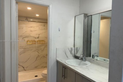 Copropriété à vendre à Lauderhill, Floride: 2 chambres, 102.19 m2 № 2049244 - photo 12