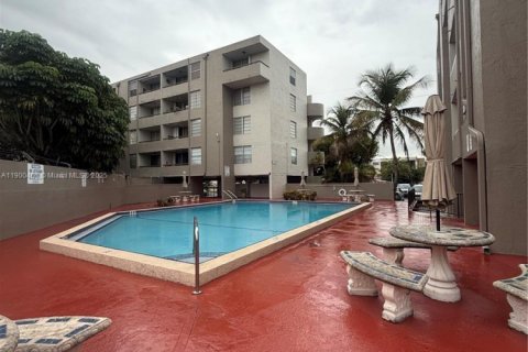 Copropriété à louer à Miami, Floride: 1 chambre, 81.1 m2 № 1952812 - photo 13
