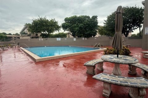 Copropriété à louer à Miami, Floride: 1 chambre, 81.1 m2 № 1952812 - photo 15