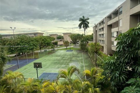 Copropriété à louer à Miami, Floride: 1 chambre, 81.1 m2 № 1952812 - photo 20