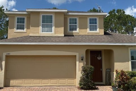 Casa en venta en Eustis, Florida, 4 dormitorios, 240.06 m2 № 1894324 - foto 1