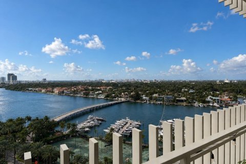 Condo in Miami, Florida, 2 bedrooms № 2088217 - photo 21
