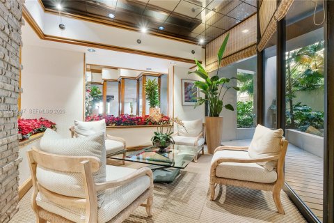 Condo in Miami, Florida, 2 bedrooms № 2088217 - photo 20