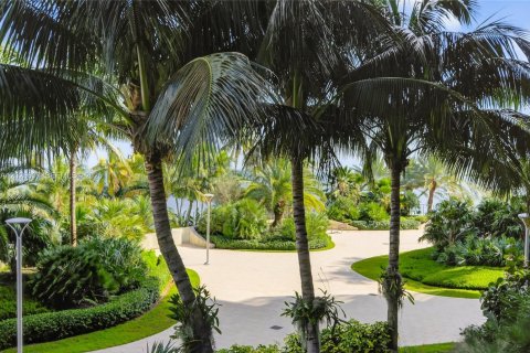 Condo in Miami, Florida, 2 bedrooms № 2088217 - photo 30