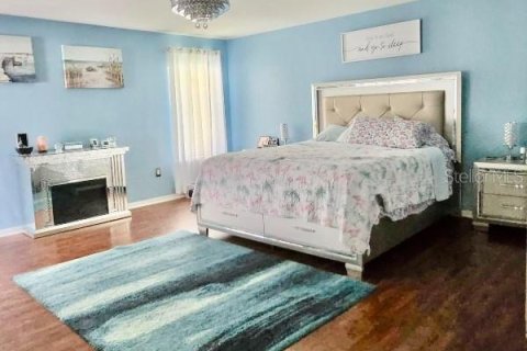 Casa en venta en Gibsonton, Florida, 5 dormitorios, 252.79 m2 № 2380966 - foto 9
