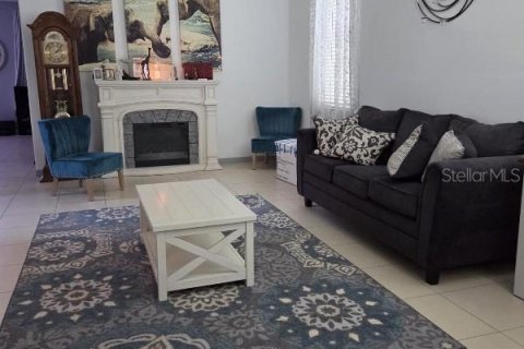 Casa en venta en Gibsonton, Florida, 5 dormitorios, 252.79 m2 № 2380966 - foto 7
