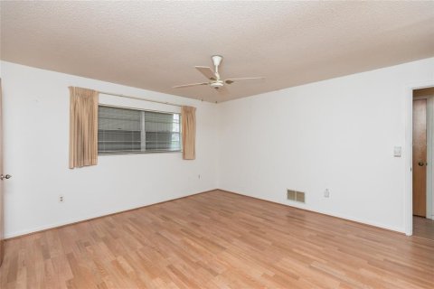 House in Flagler Beach, Florida 2 bedrooms, 90.86 sq.m. № 1559235 - photo 20