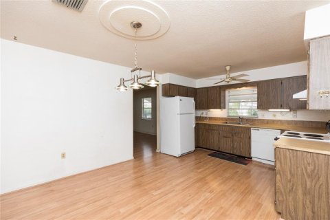 House in Flagler Beach, Florida 2 bedrooms, 90.86 sq.m. № 1559235 - photo 16