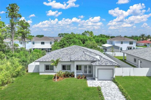 Купить виллу или дом в Хомстед, Флорида 4 спальни, 193.61м2, № 1958154 - фото 4