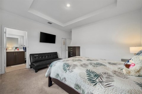 Townhouse in Homestead, Florida 3 bedrooms, 137.77 sq.m. № 1805986 - photo 16