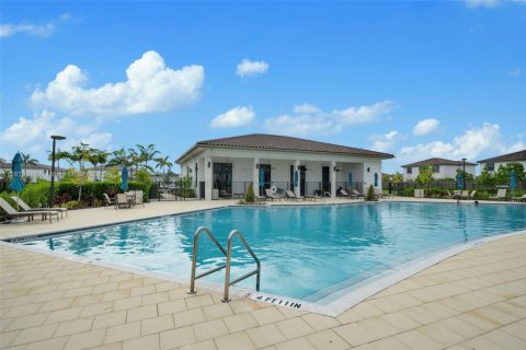 Townhouse in Homestead, Florida 3 bedrooms, 137.77 sq.m. № 1805986 - photo 25