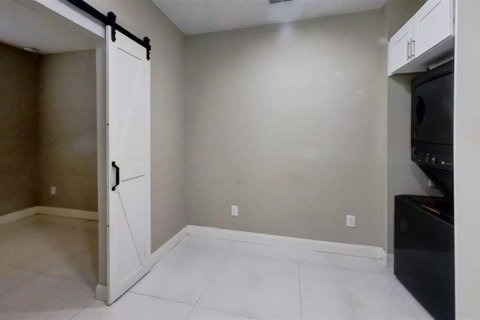 Villa ou maison à louer à Kissimmee, Floride: 1 chambre, 32.52 m2 № 2109641 - photo 12