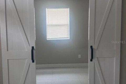 Villa ou maison à louer à Kissimmee, Floride: 1 chambre, 32.52 m2 № 2109641 - photo 17