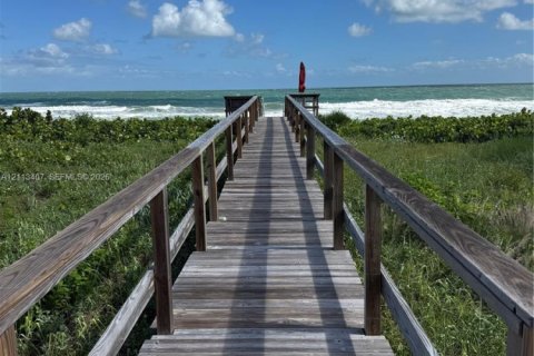 Villa ou maison à vendre à Melbourne Beach, Floride: 4 chambres, 316.8 m2 № 2433897 - photo 26