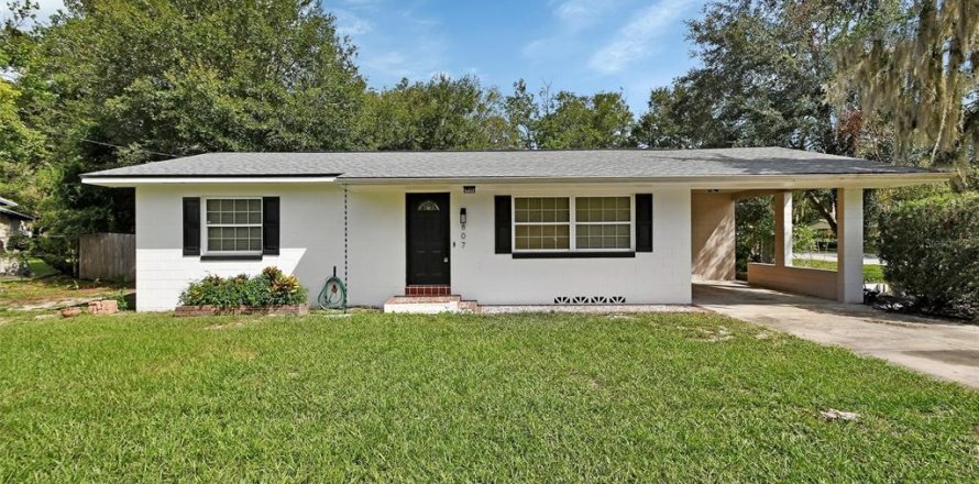 Villa ou maison à DeLand, Floride 2 chambres, 120.96 m2 № 1914912