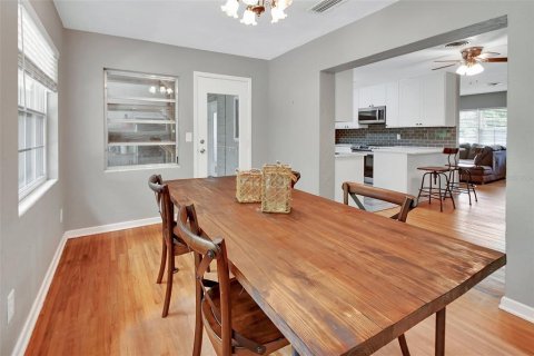 Villa ou maison à vendre à DeLand, Floride: 2 chambres, 120.96 m2 № 1914912 - photo 13
