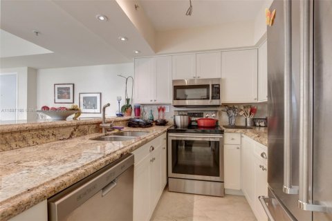 Condominio en venta en Miami Beach, Florida, 3 dormitorios, 127.46 m2 № 1948733 - foto 7