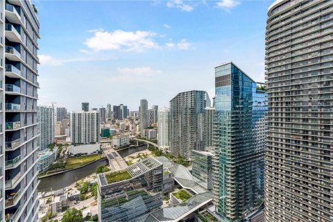 Condominio en alquiler en Miami, Florida, 3 dormitorios, 119.84 m2 № 1928995 - foto 24