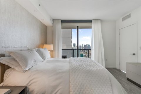 Condominio en alquiler en Miami, Florida, 3 dormitorios, 119.84 m2 № 1928995 - foto 10