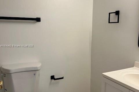 Condo in North Miami, Florida, 2 bedrooms  № 1978051 - photo 8