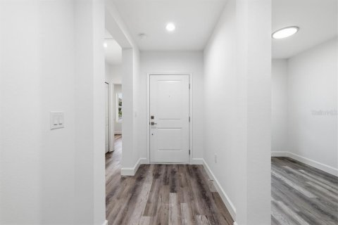 Appartement à louer à Englewood, Floride: 3 chambres, 106.93 m2 № 2150356 - photo 3