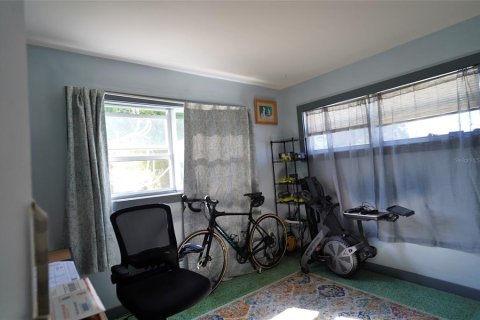 House in Punta Gorda, Florida 4 bedrooms, 110.74 sq.m. № 2102773 - photo 16