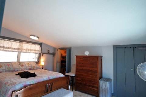 House in Punta Gorda, Florida 4 bedrooms, 110.74 sq.m. № 2102773 - photo 21