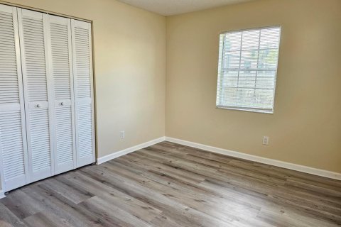 Apartamento en alquiler en West Palm Beach, Florida, 2 dormitorios, 83.61 m2 № 2078220 - foto 5
