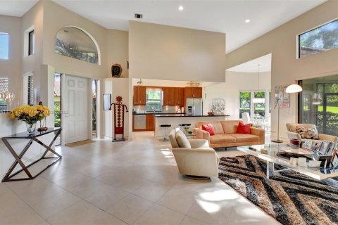 House in Boca Raton, Florida 2 bedrooms, 211.63 sq.m. № 1758932 - photo 14